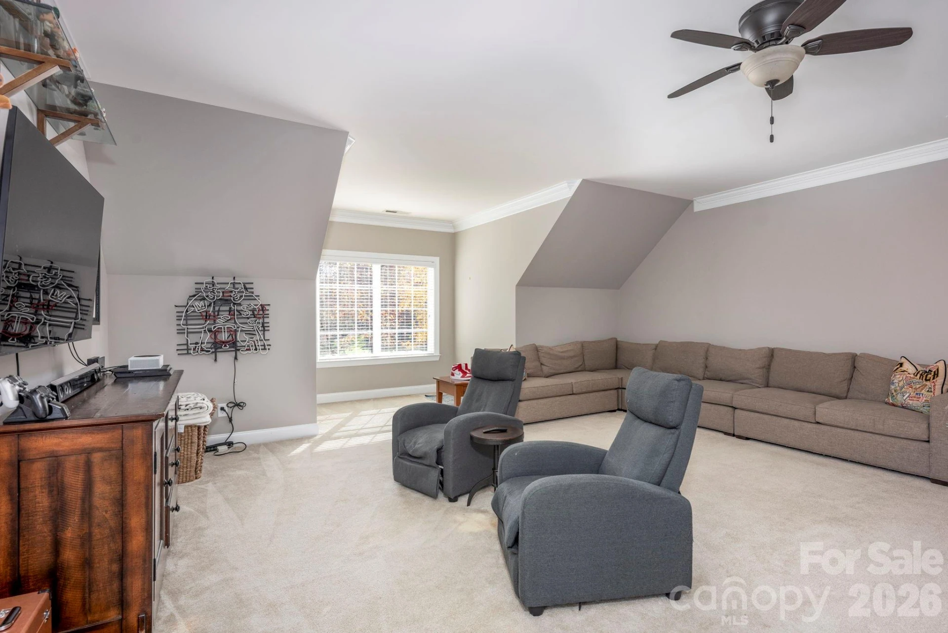 111 Stamford Court - Photo 33