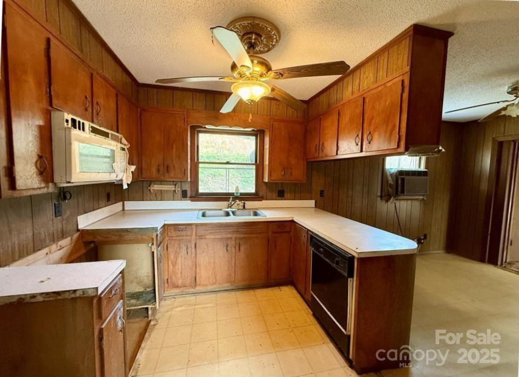 365 Ollis Road - Photo 5