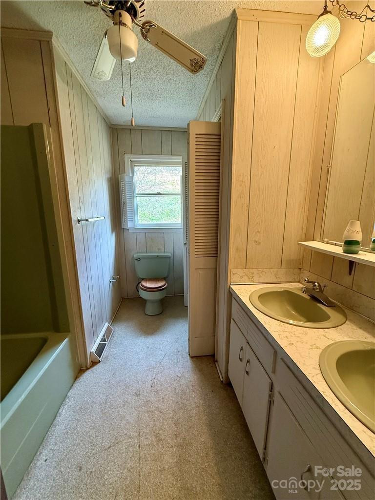 365 Ollis Road - Photo 10