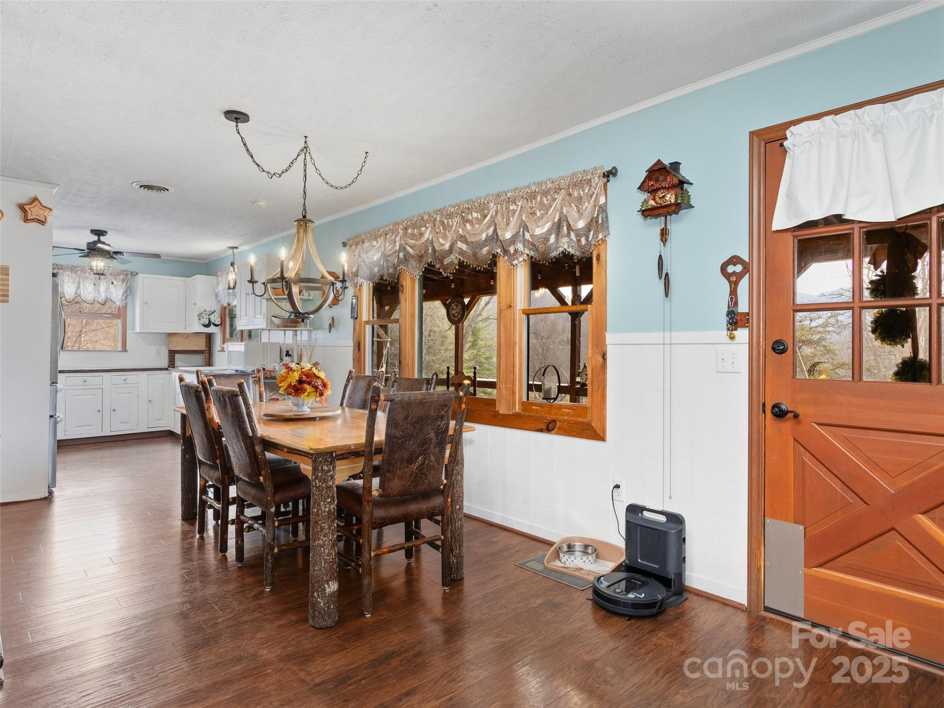 790 Country Club Drive - Photo 11