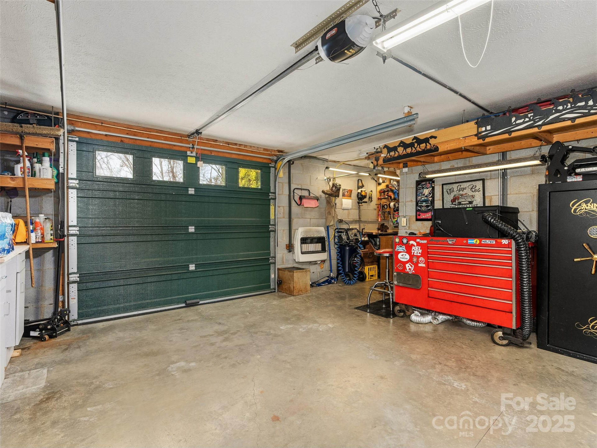 790 Country Club Drive - Photo 32