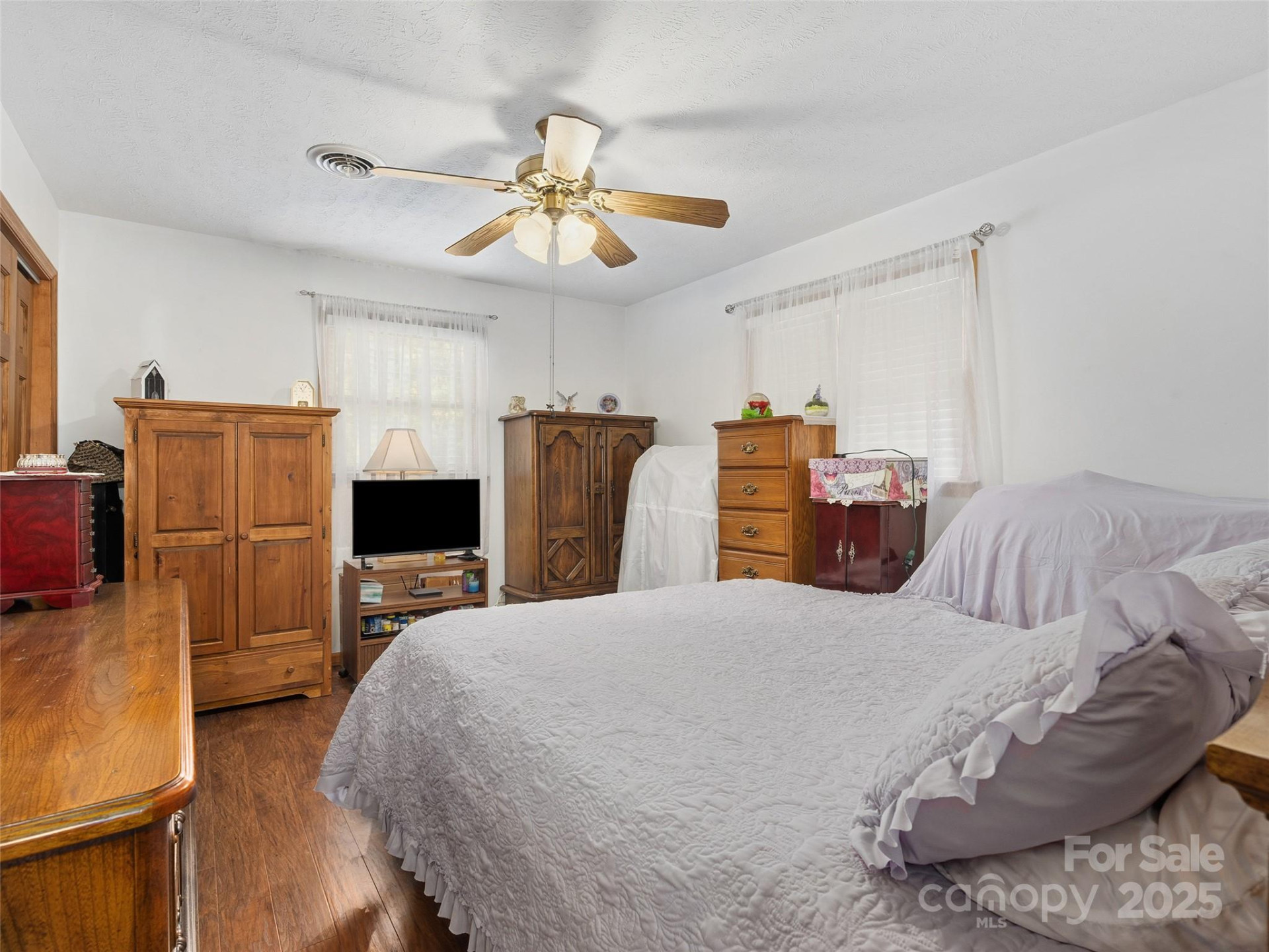 790 Country Club Drive - Photo 7