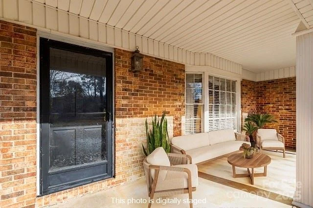 1214 Hawthorne Road - Photo 2