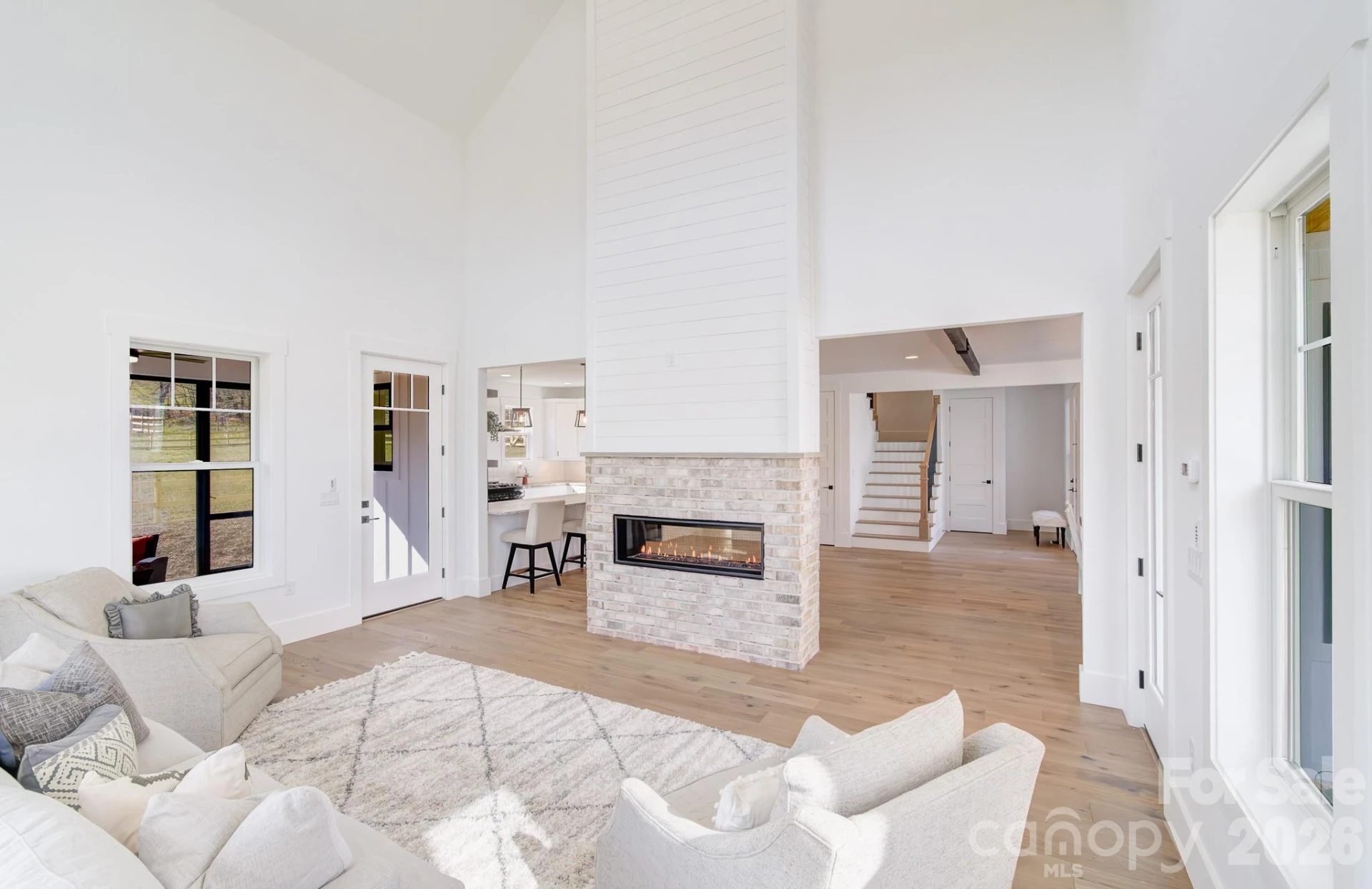 184 Mavrick Drive - Photo 4