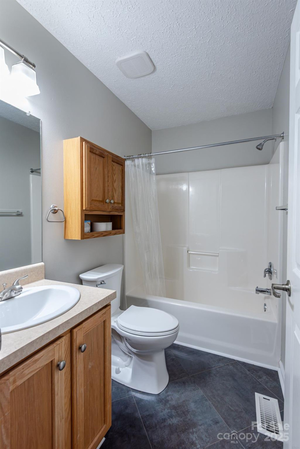 263 Newberry Drive - Photo 11