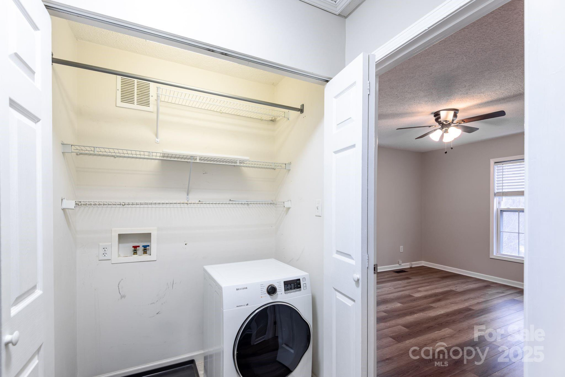 263 Newberry Drive - Photo 12