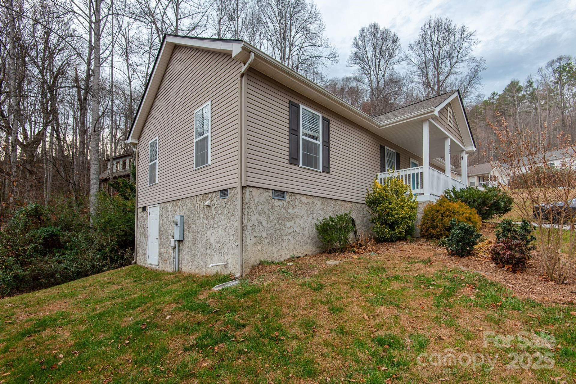 263 Newberry Drive - Photo 13