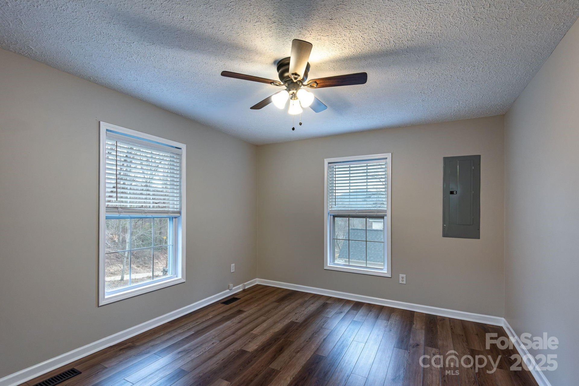 263 Newberry Drive - Photo 26