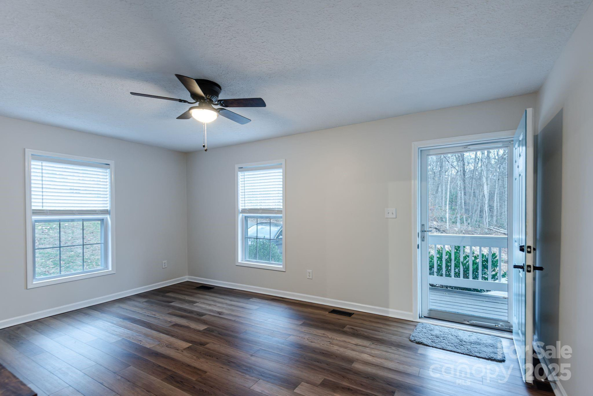 263 Newberry Drive - Photo 6