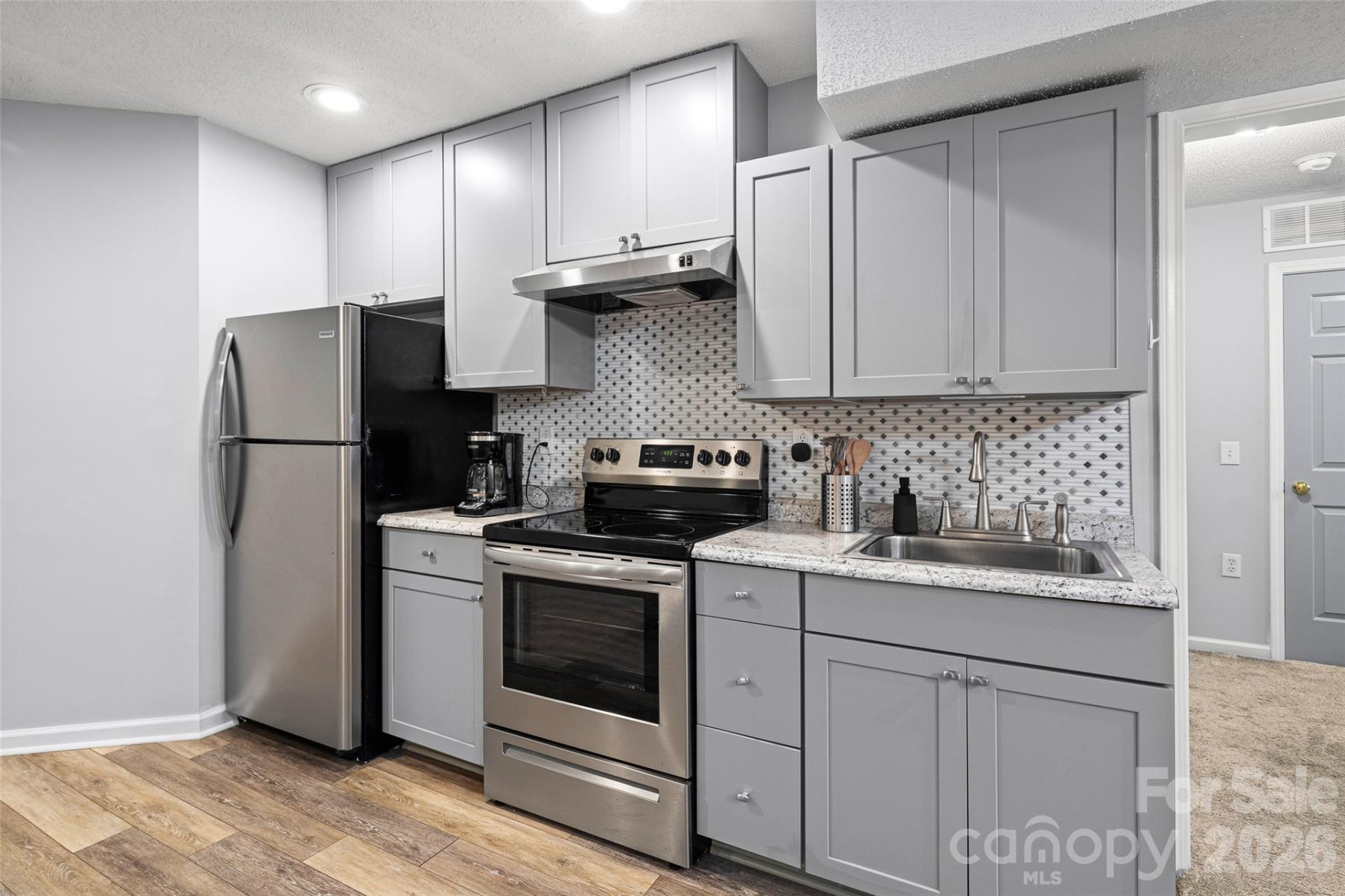 28 Grove Garden Avenue - Photo 25