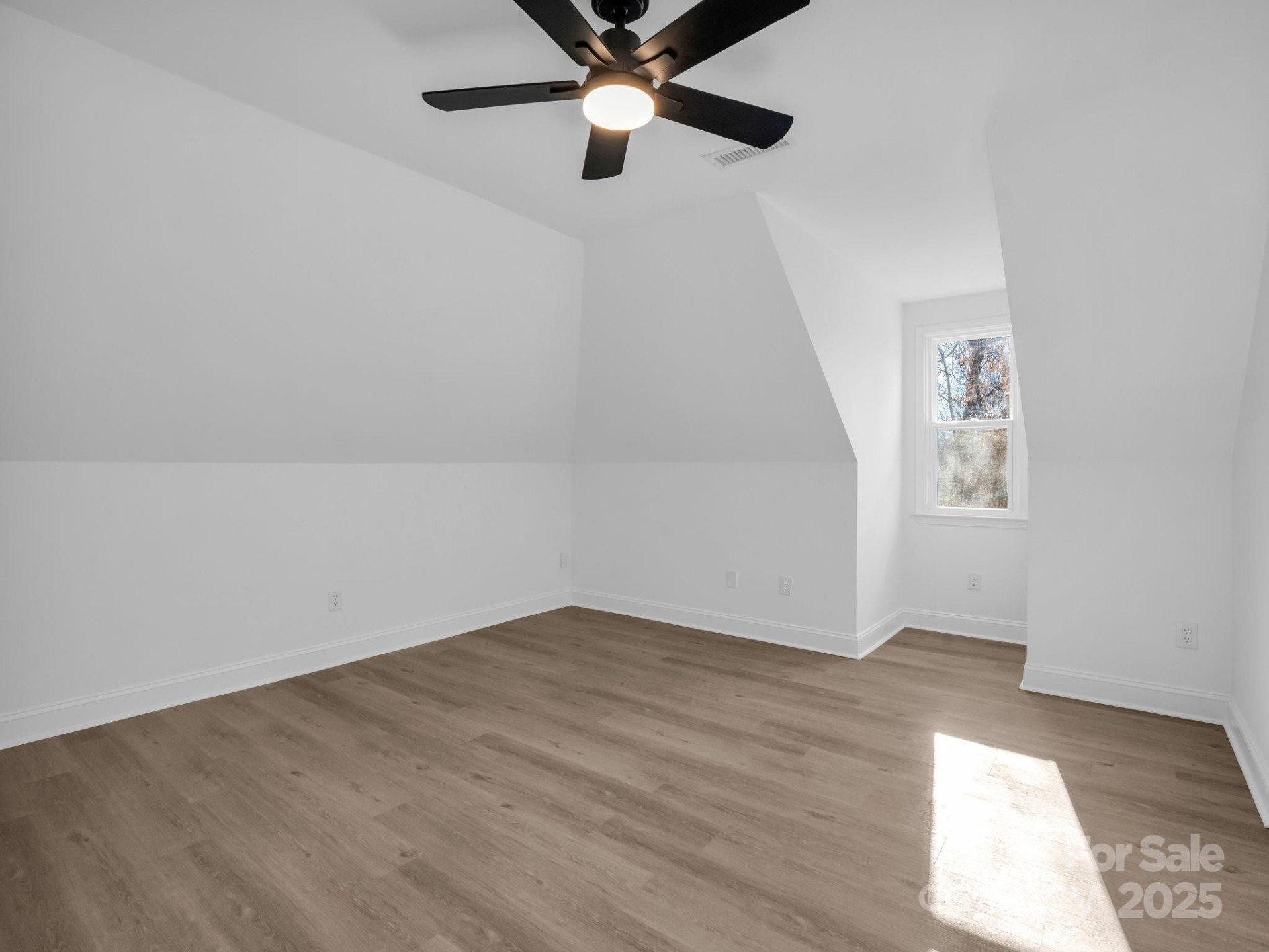 303 Fairforest Drive - Photo 19