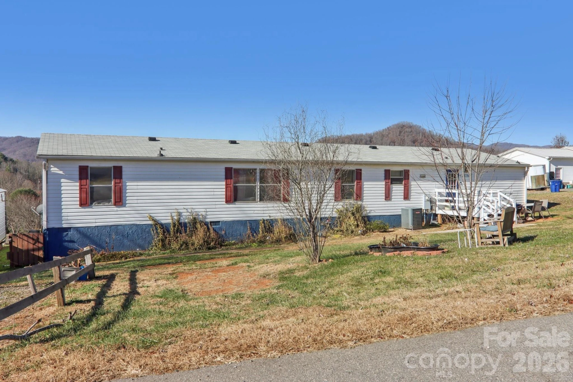 99 Colton Drive - Photo 2