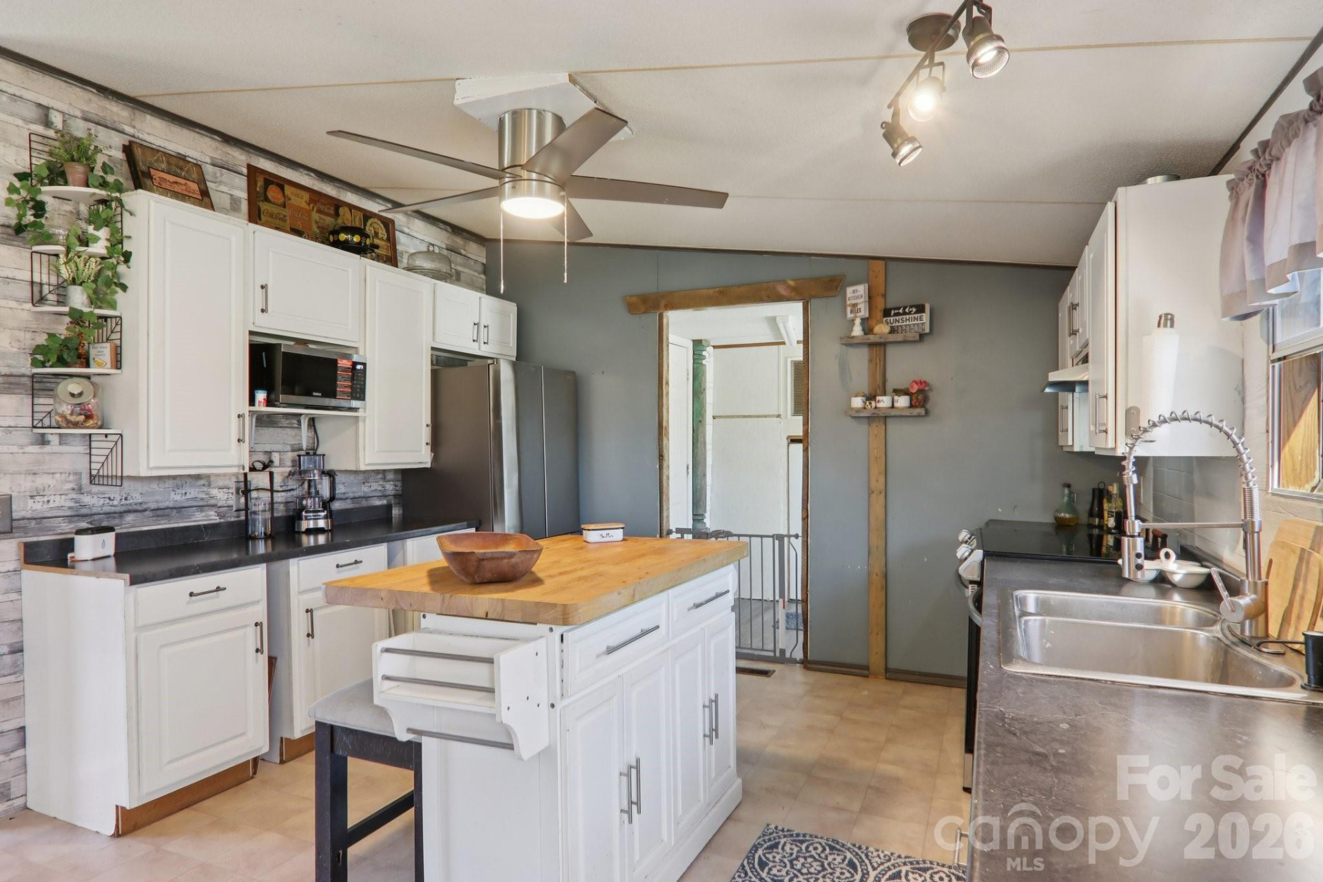 99 Colton Drive - Photo 9