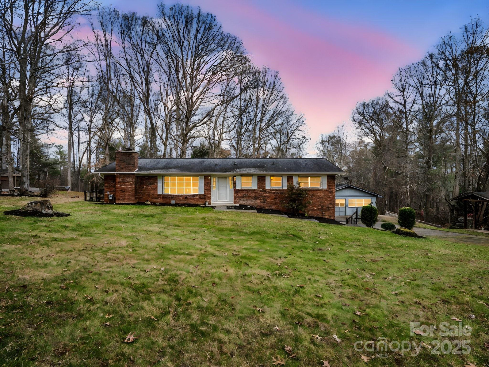 136 Old Tanglewood Trail