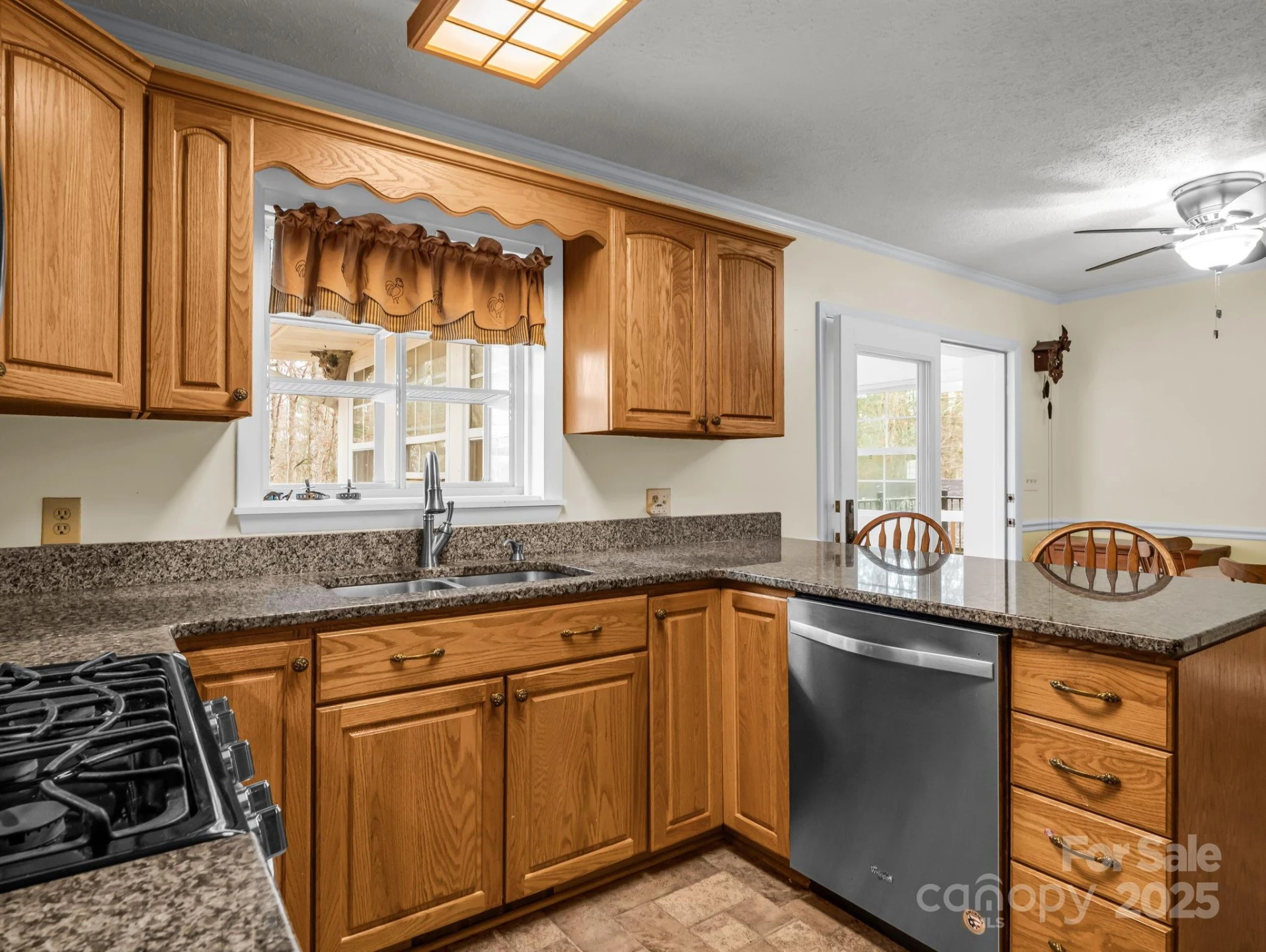136 Old Tanglewood Trail - Photo 7