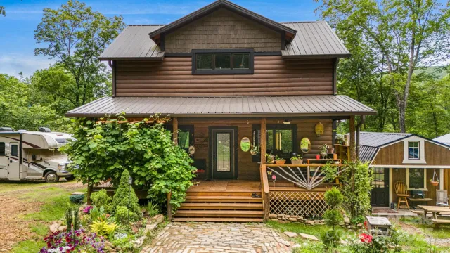 43 Dillingham Estates Trail