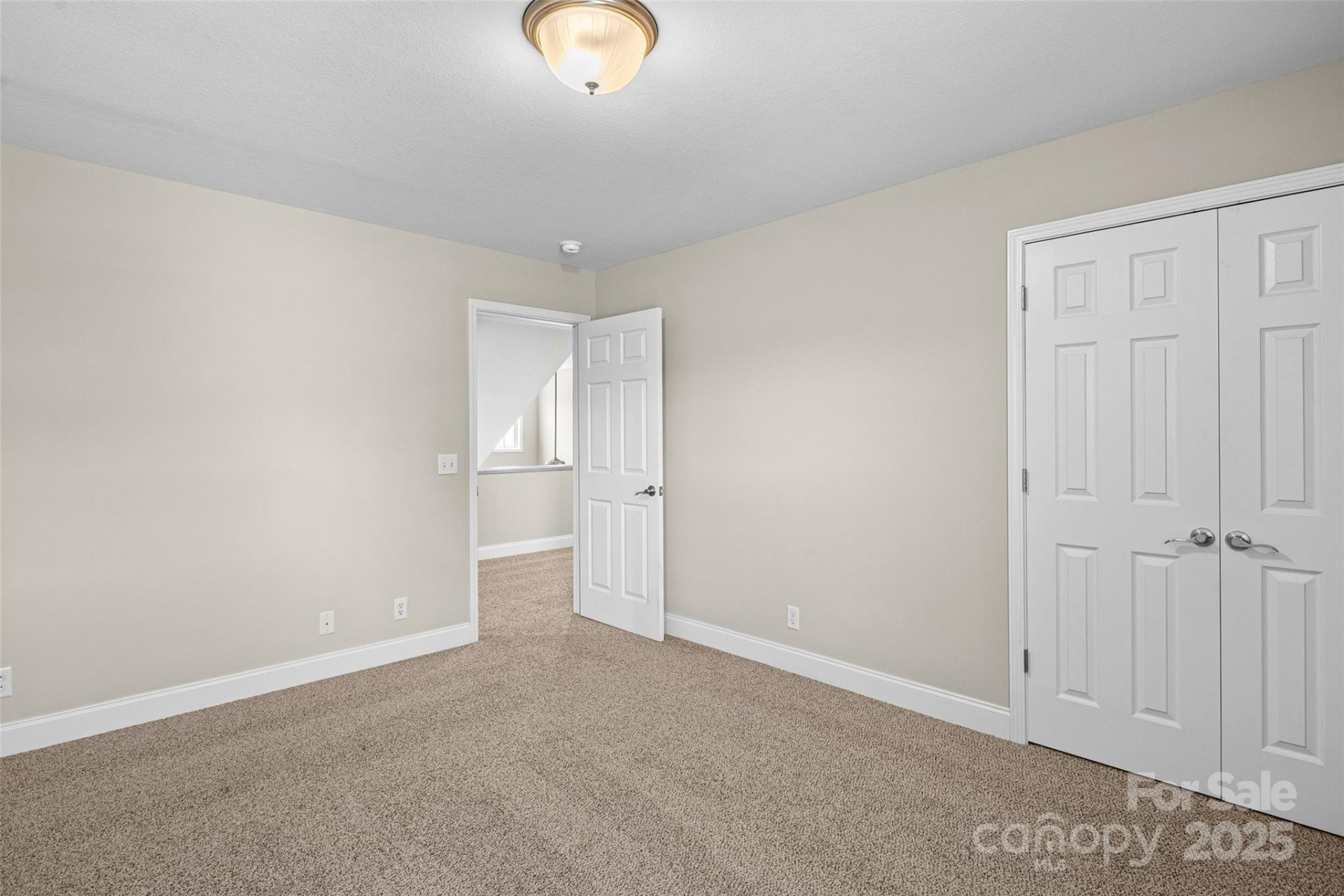 58 Burlington Lane - Photo 32