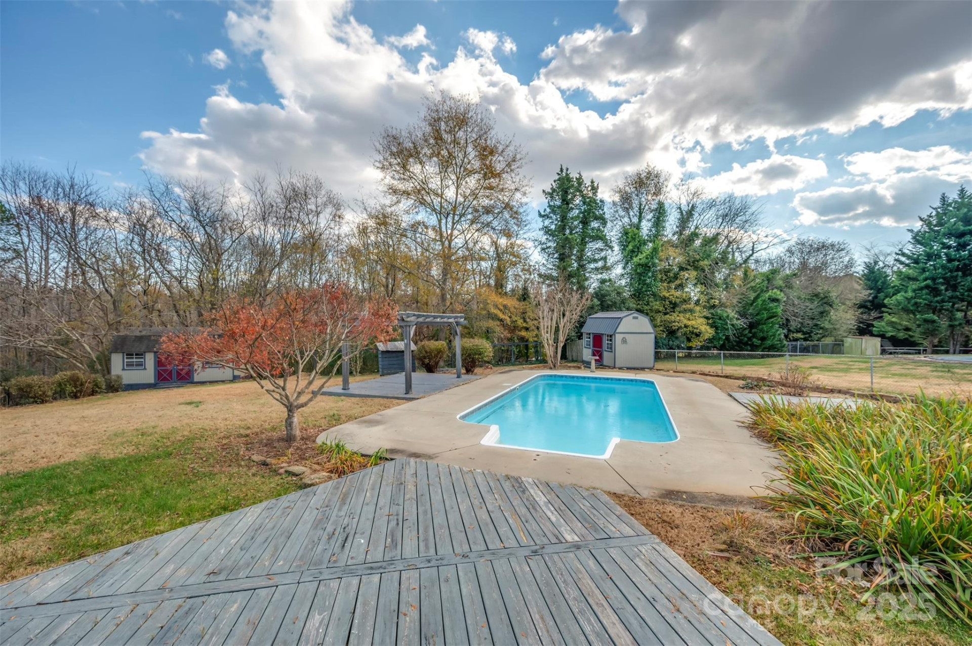 258 Brookmont Avenue - Photo 3