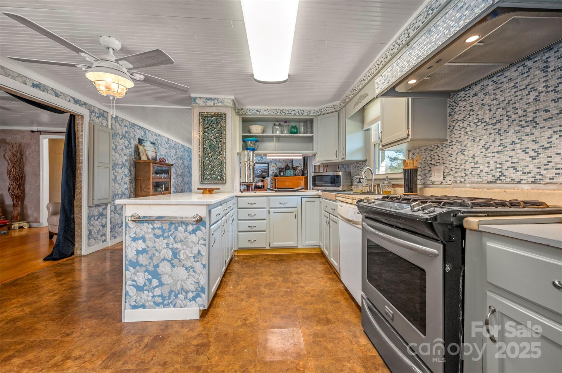 258 Brookmont Avenue - Photo 7
