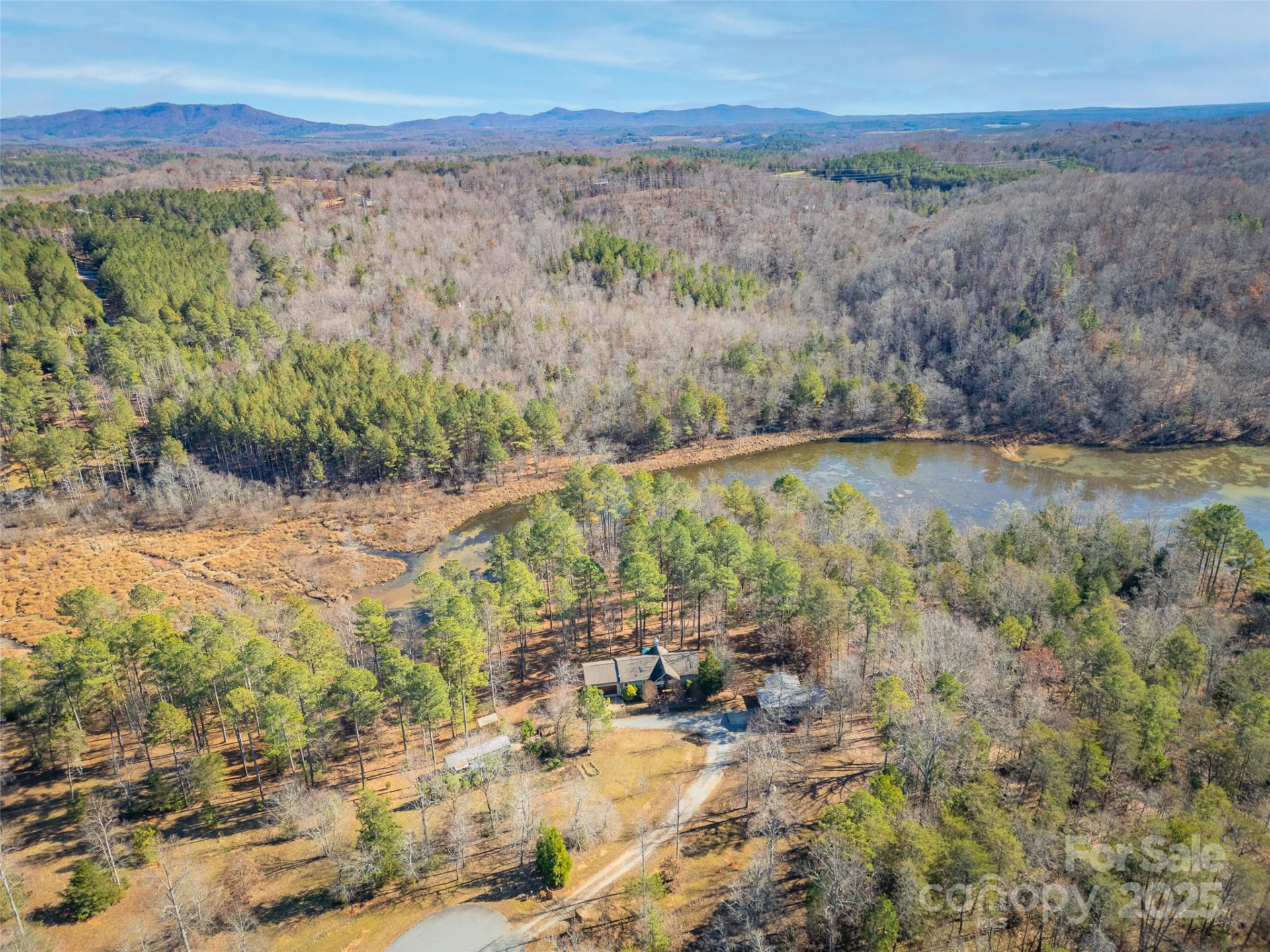 138 Chatem Court - Photo 2