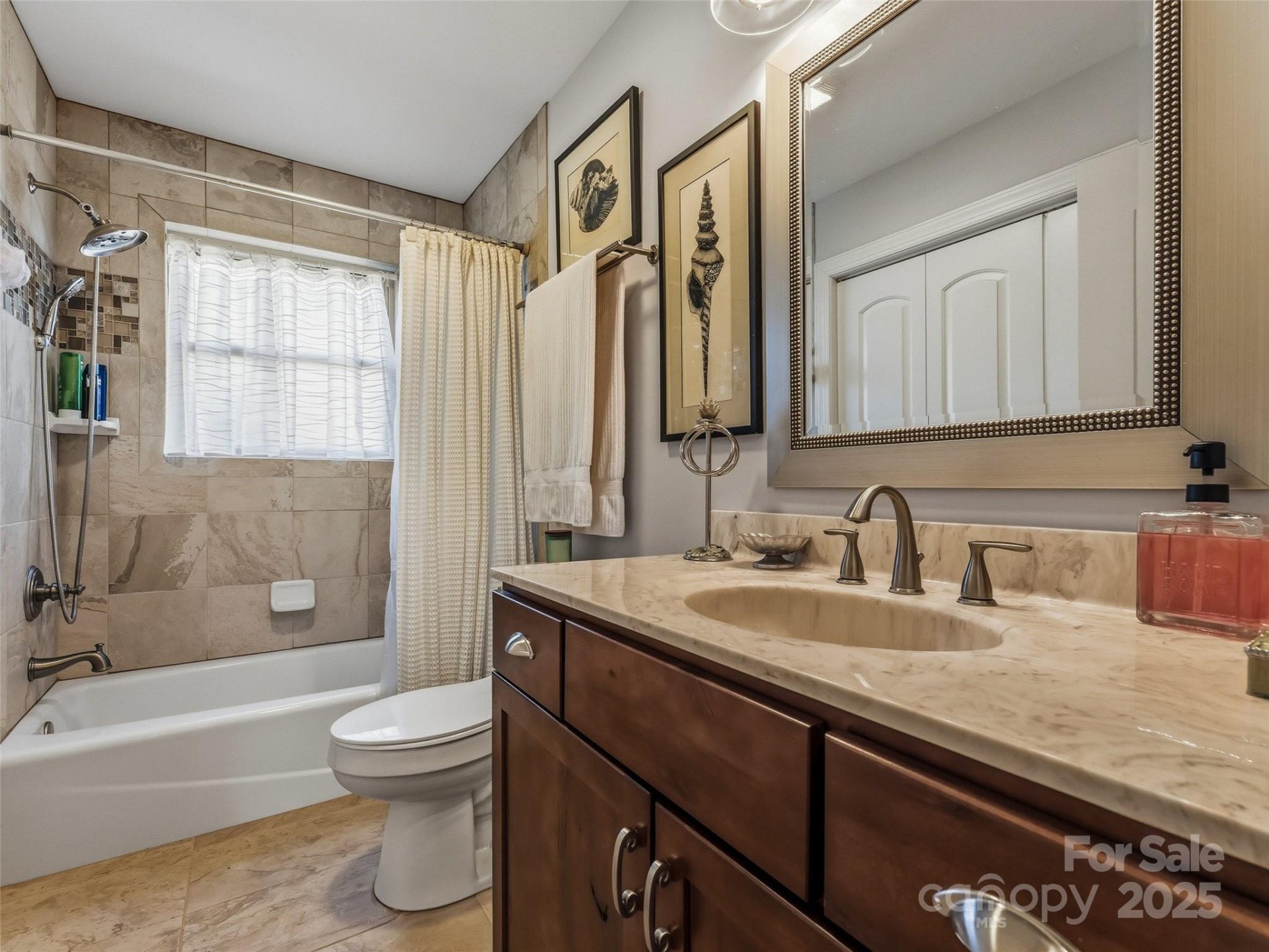 138 Chatem Court - Photo 26