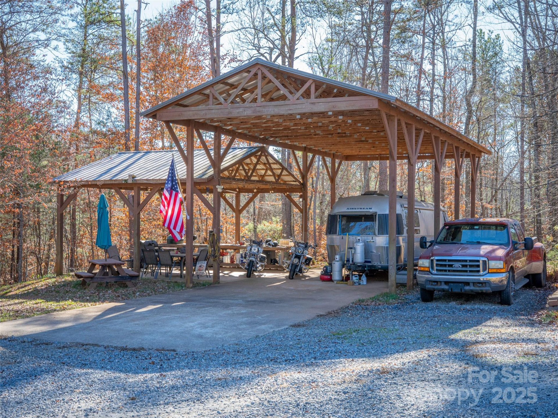 138 Chatem Court - Photo 40