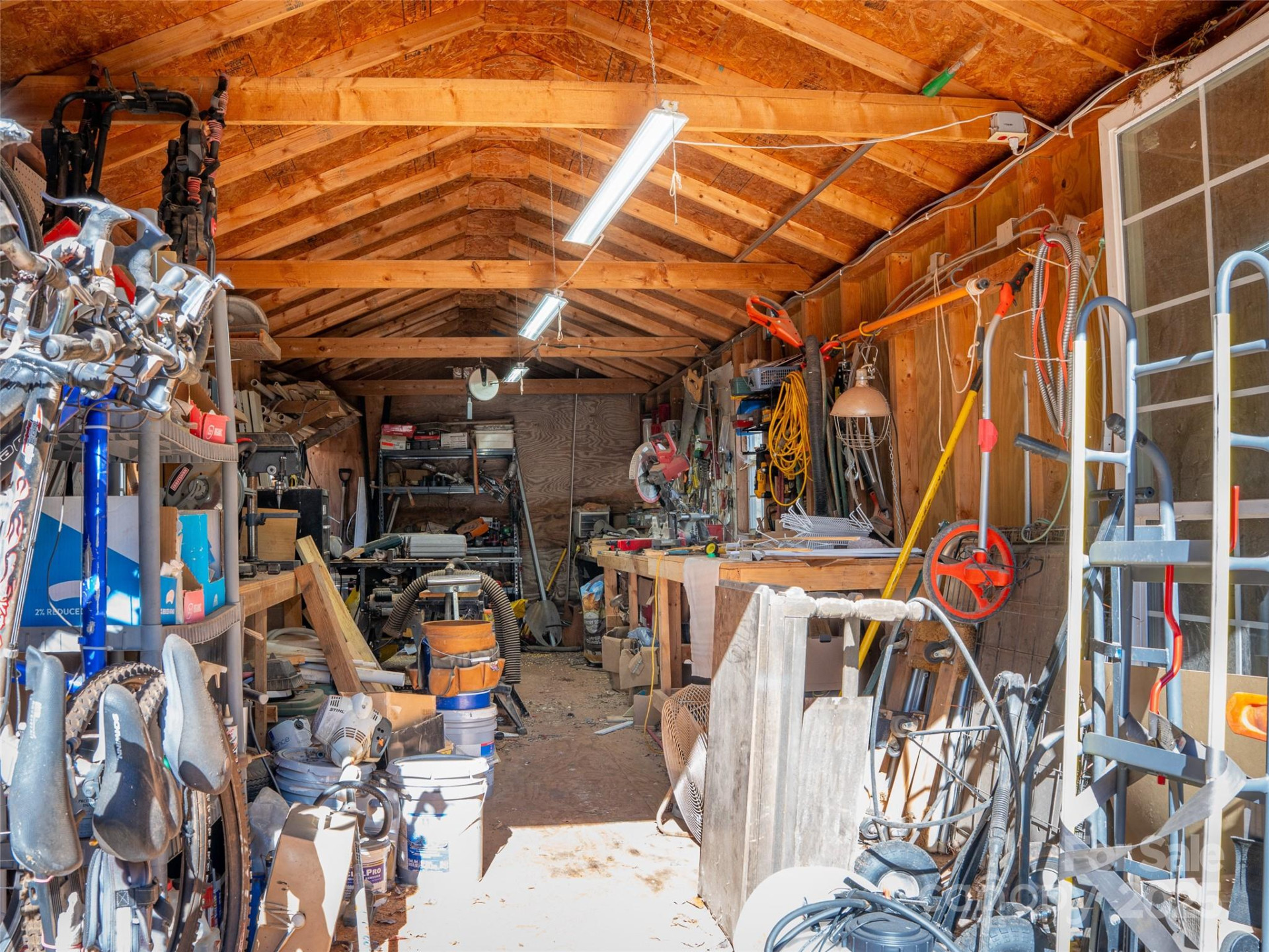 138 Chatem Court - Photo 43