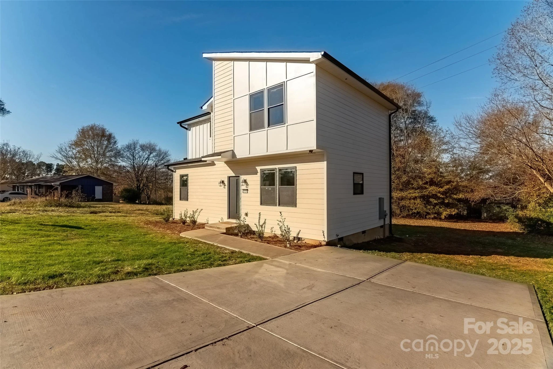 3024 Poplar Circle - Photo 3