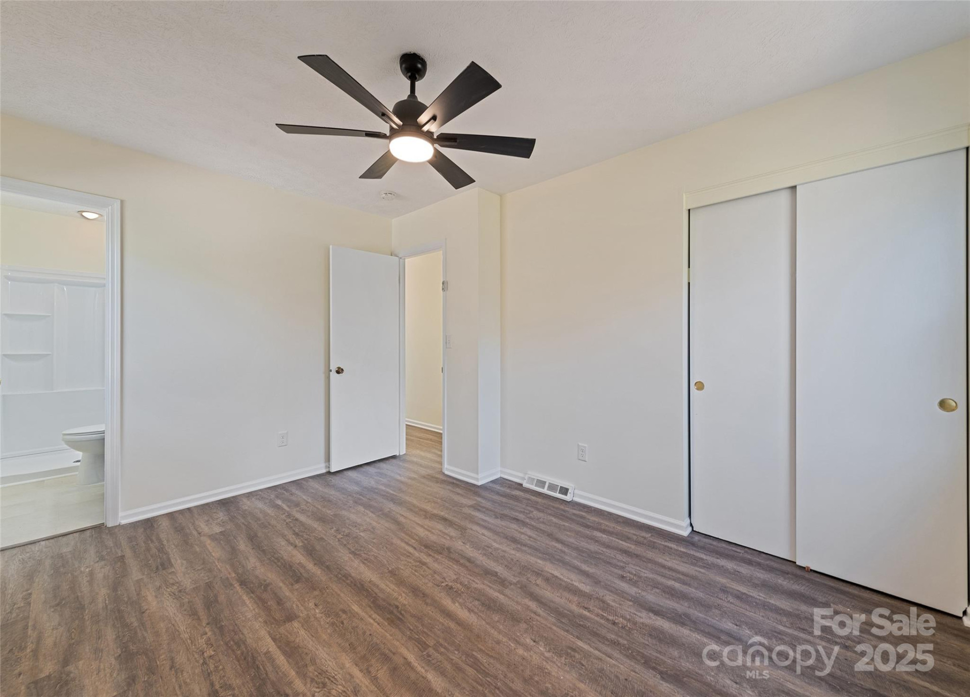 129 Willowbrook Road - Photo 13