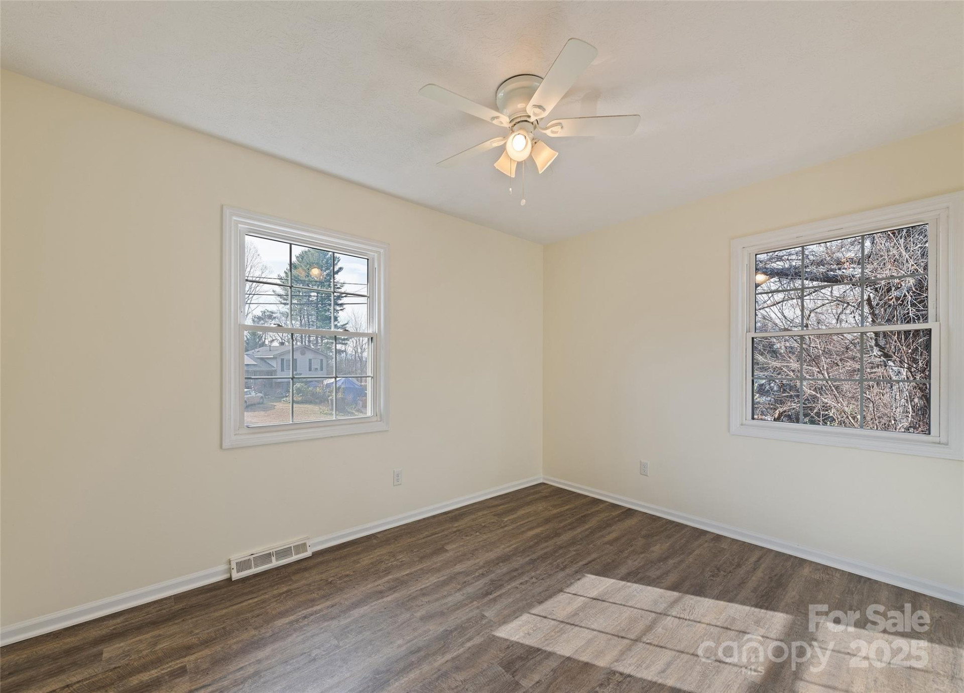 129 Willowbrook Road - Photo 16