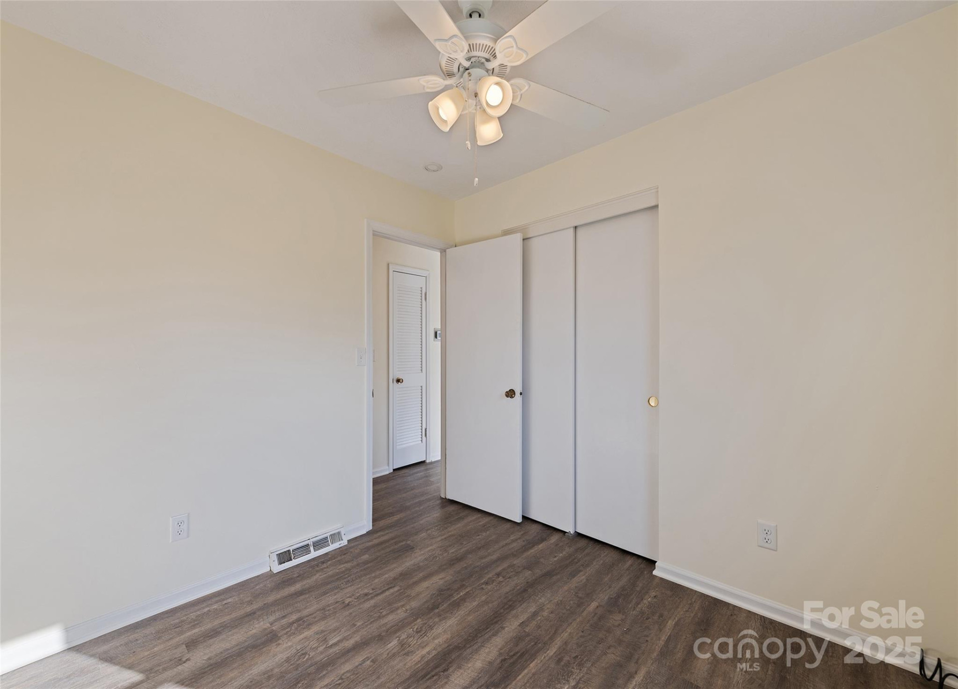 129 Willowbrook Road - Photo 19