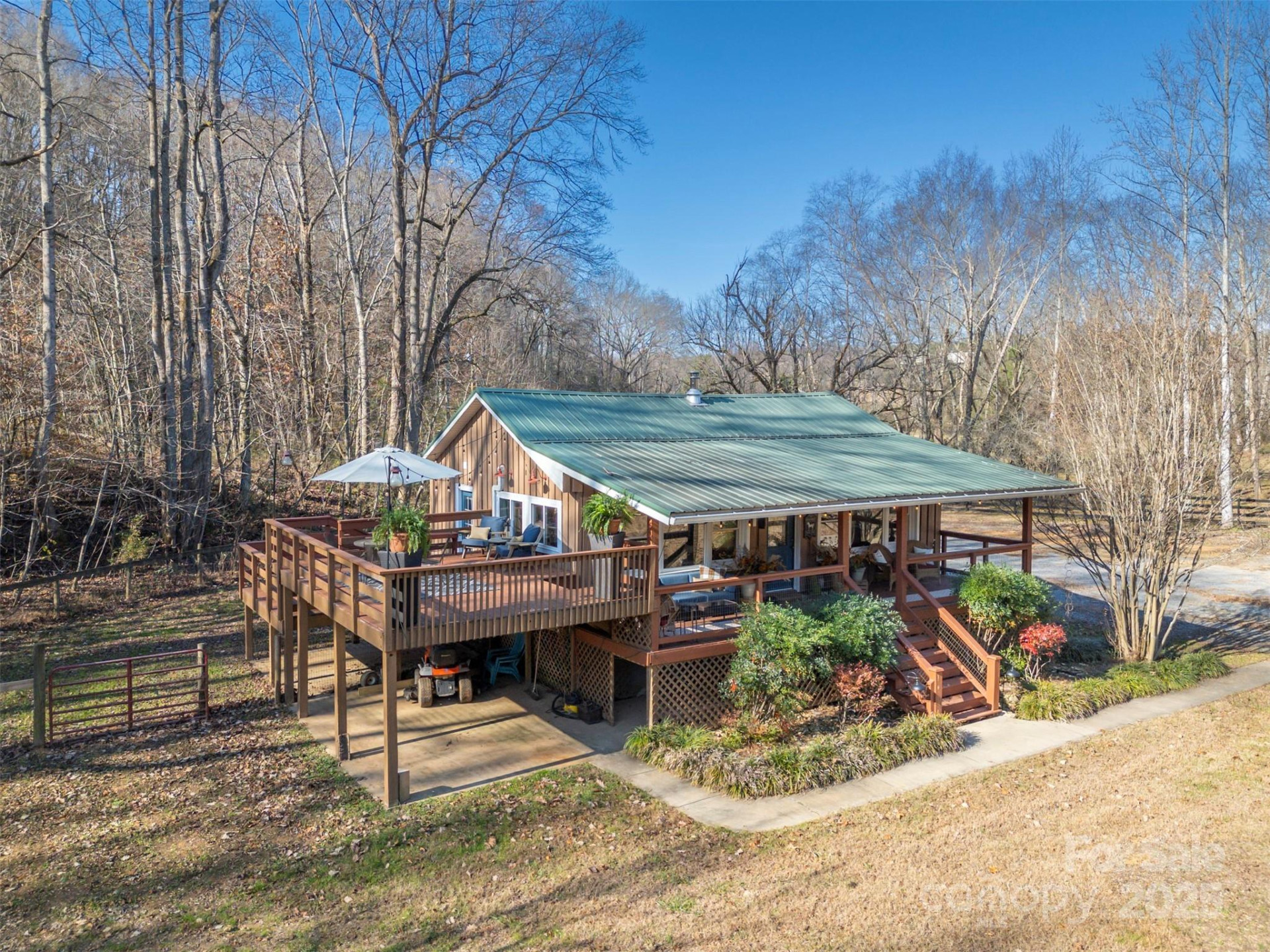 1905 Mcentire Road - Photo 4