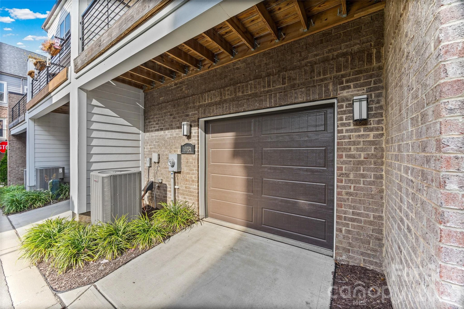 16034 Roscoe Lane - Photo 32