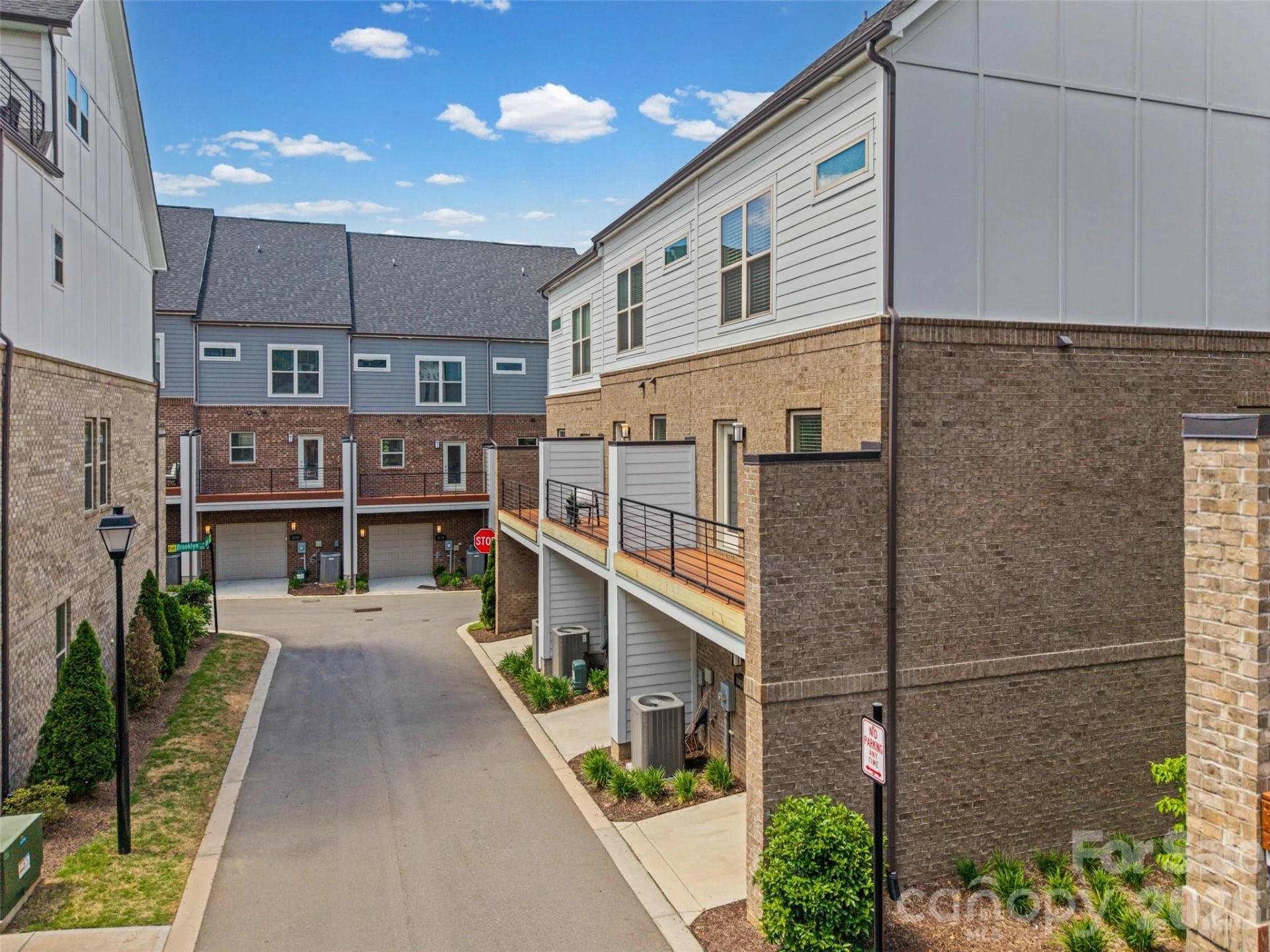 16034 Roscoe Lane - Photo 33