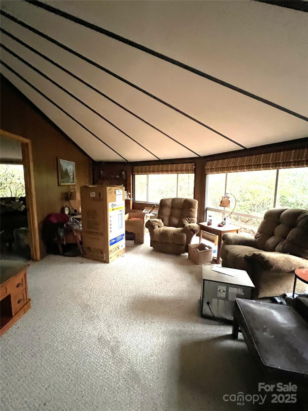 576 Faraway Hill - Photo 5