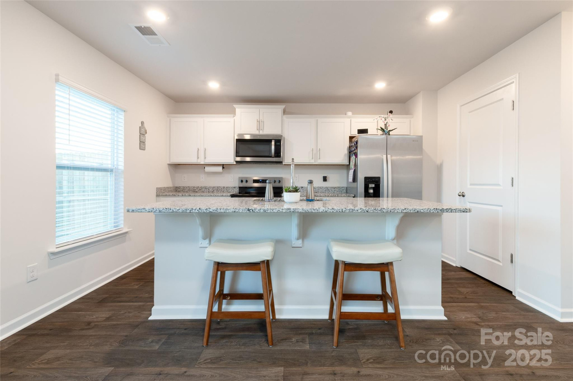 84 Madelyn Drive - Photo 10