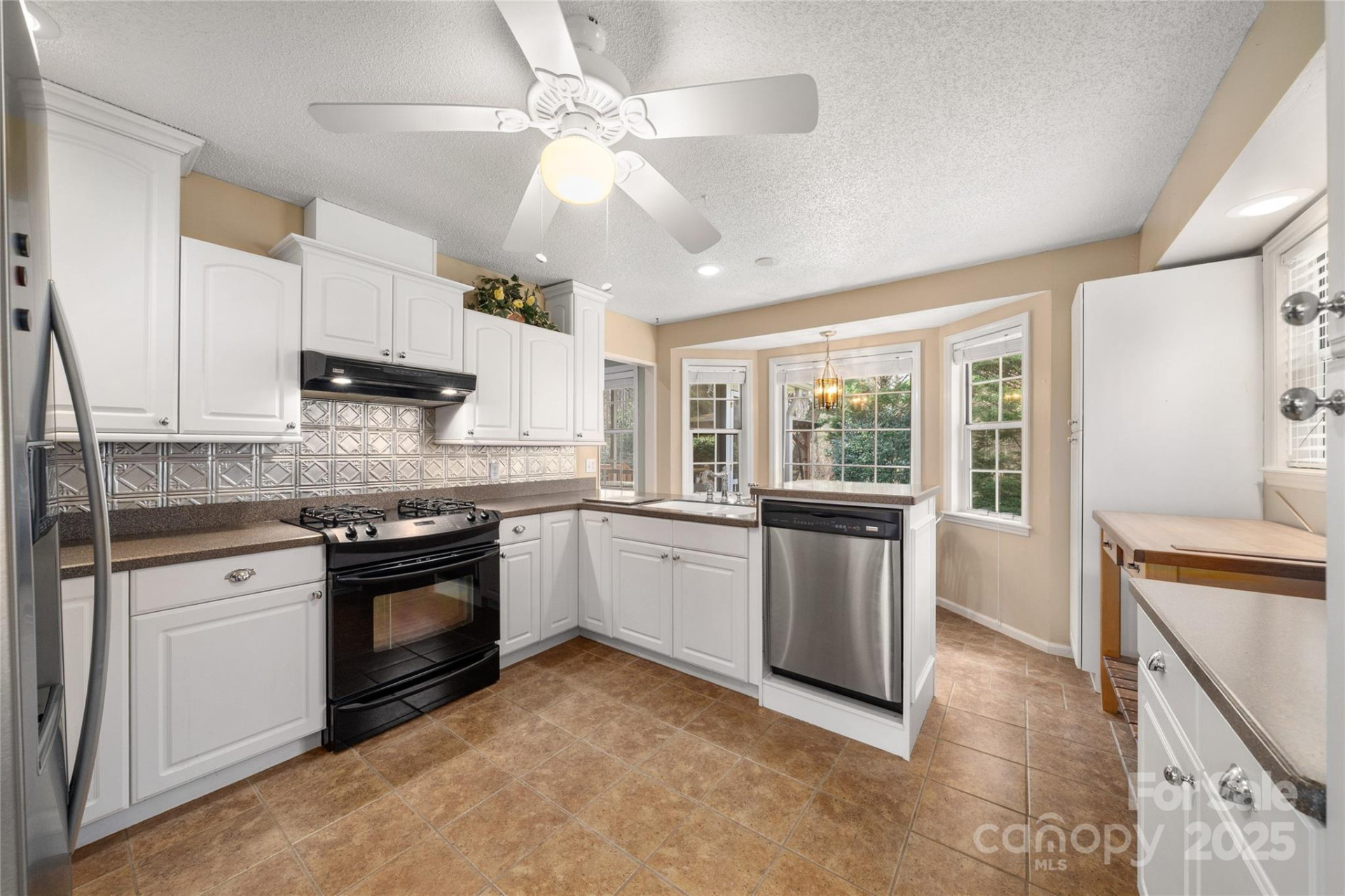 6 Hunters Lane - Photo 15