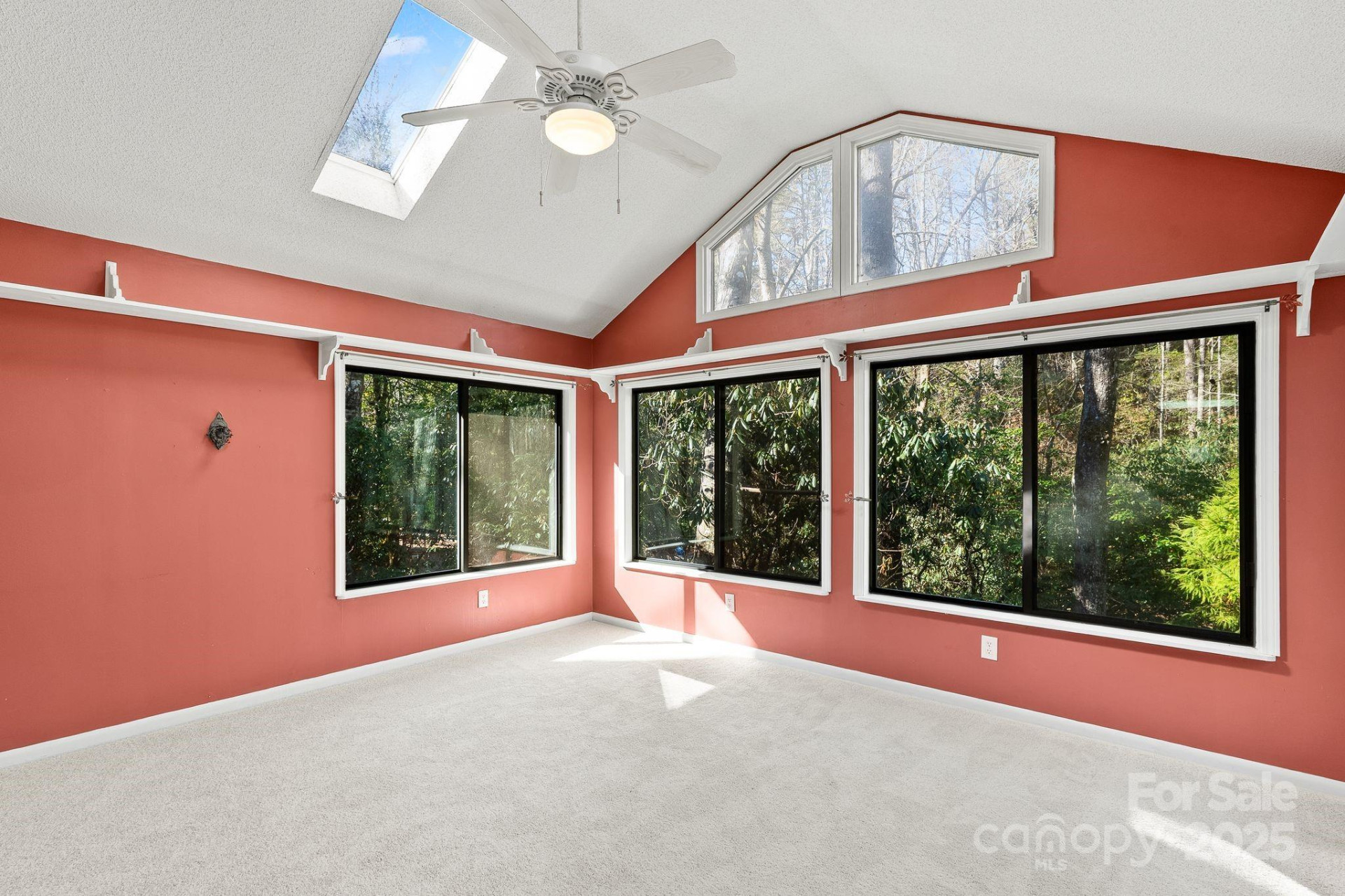1012 Soquili Drive - Photo 17