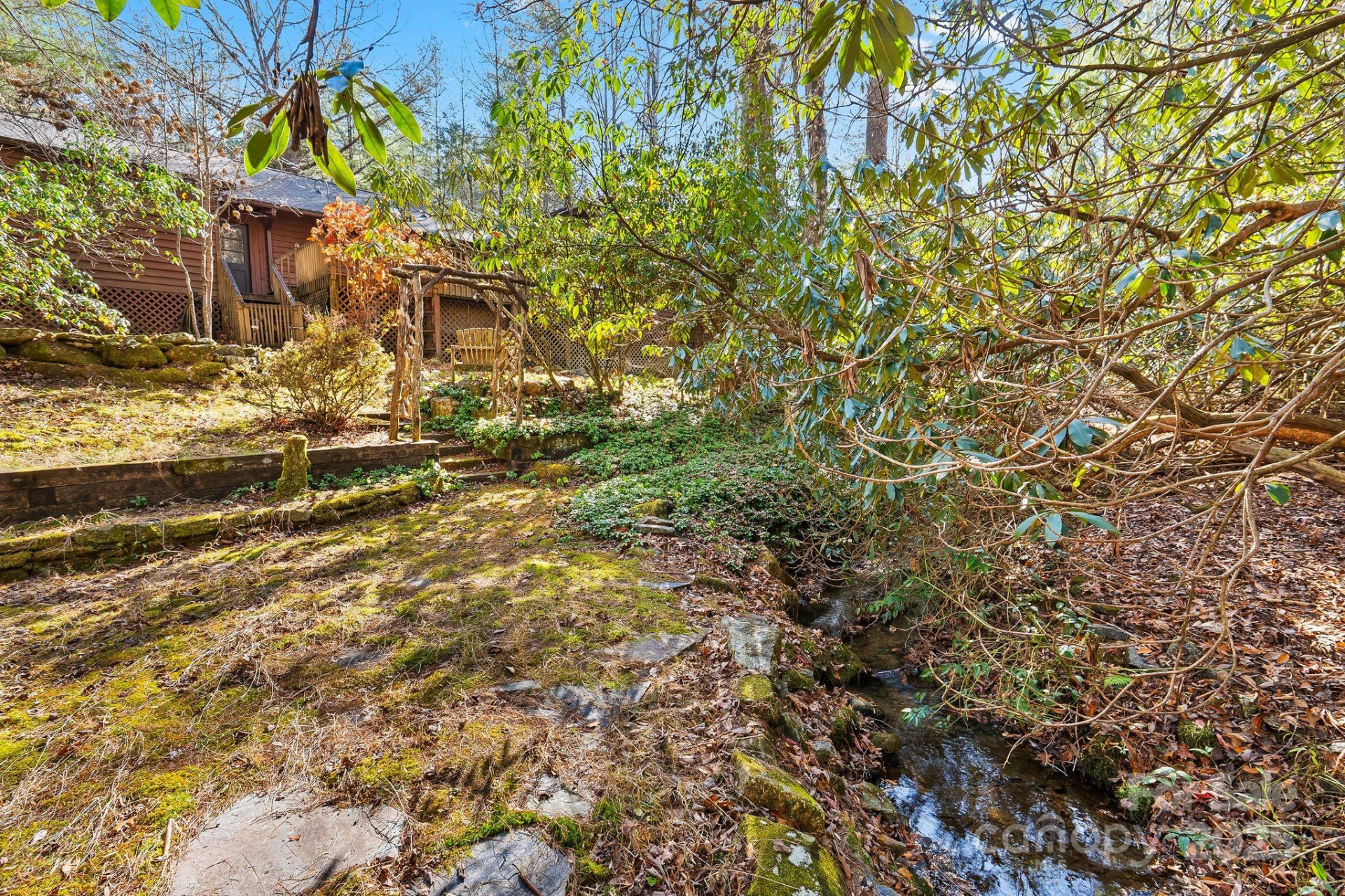 1012 Soquili Drive - Photo 48