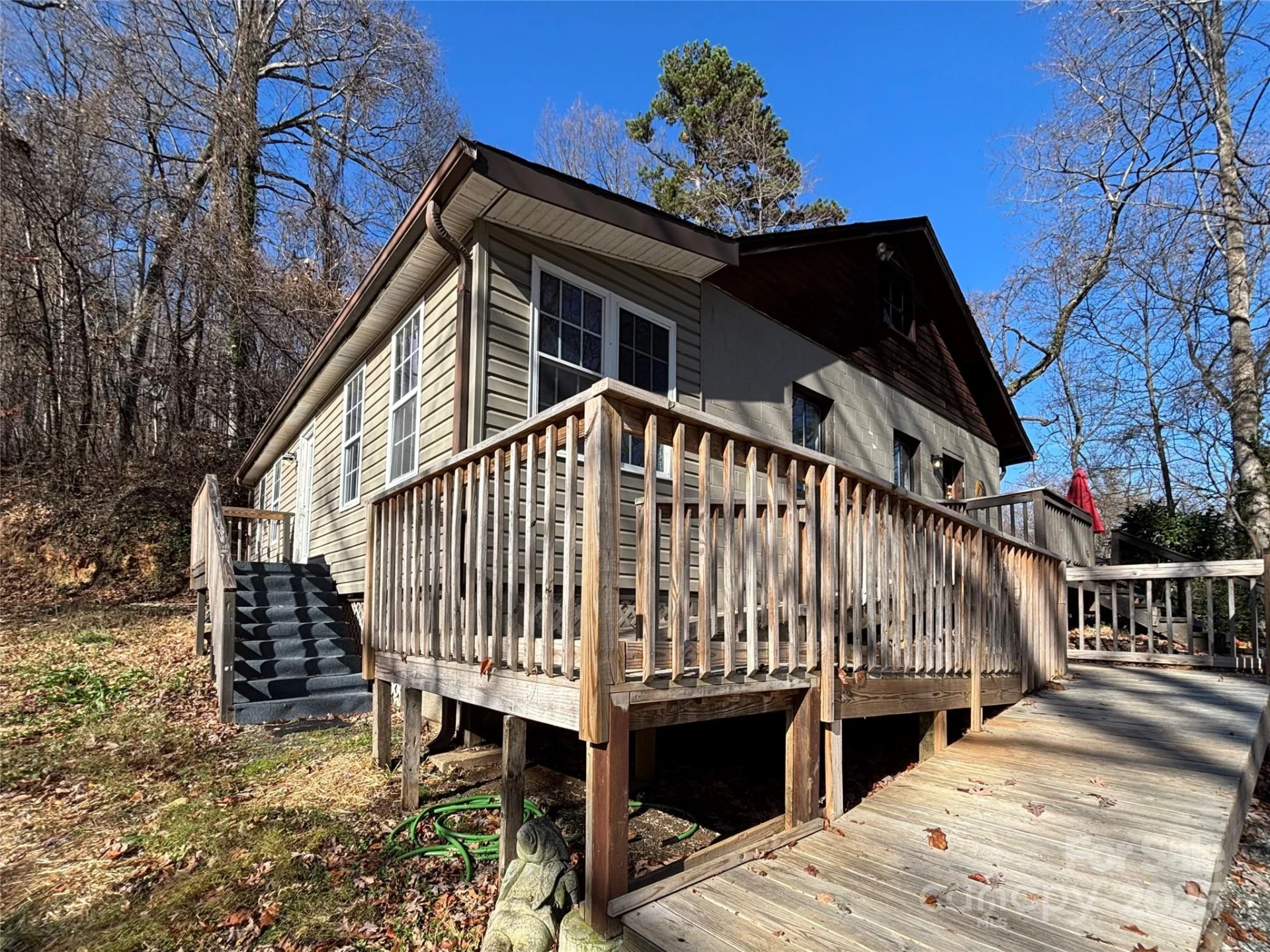629 Vineyard Road - Photo 3