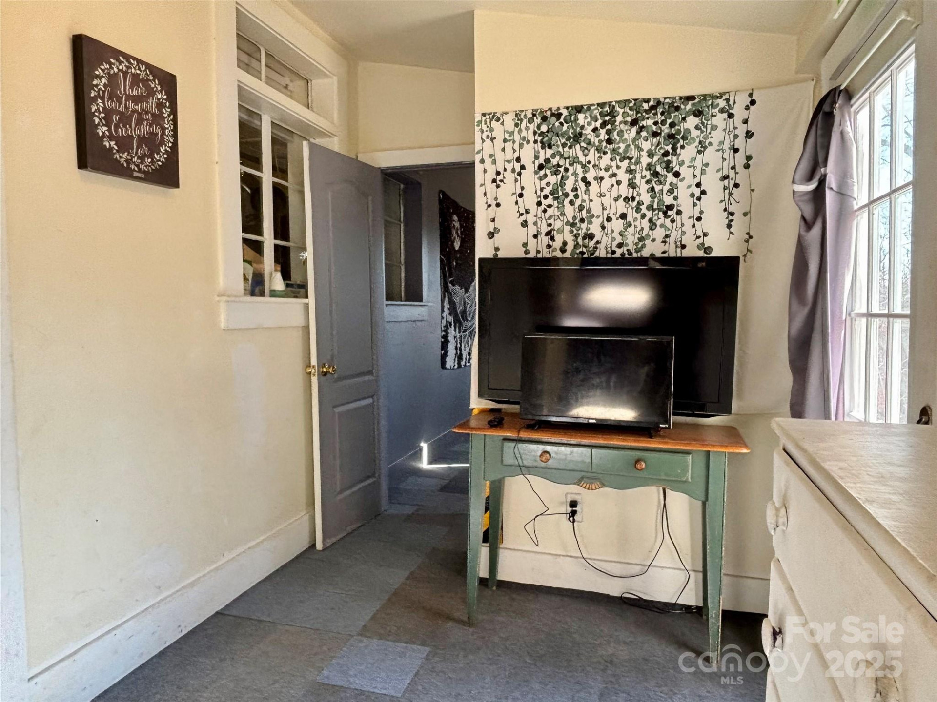 629 Vineyard Road - Photo 22