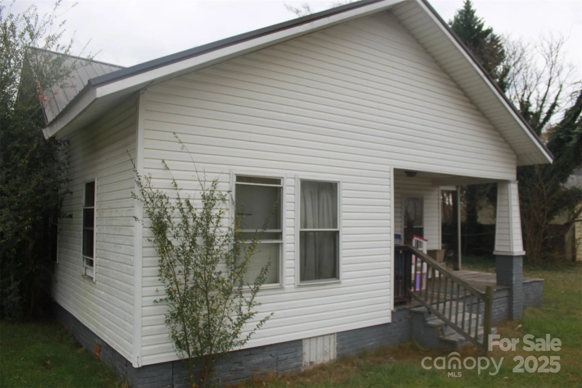 122 Dillashaw Drive - Photo 3