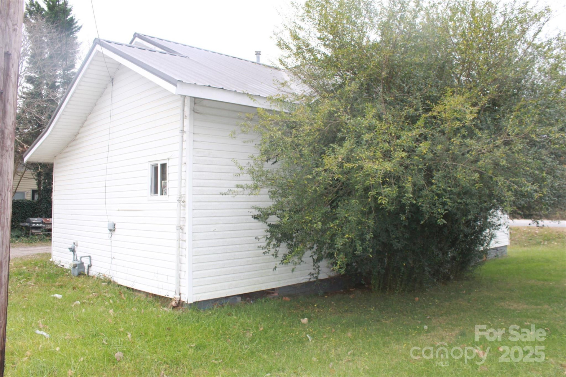 122 Dillashaw Drive - Photo 6