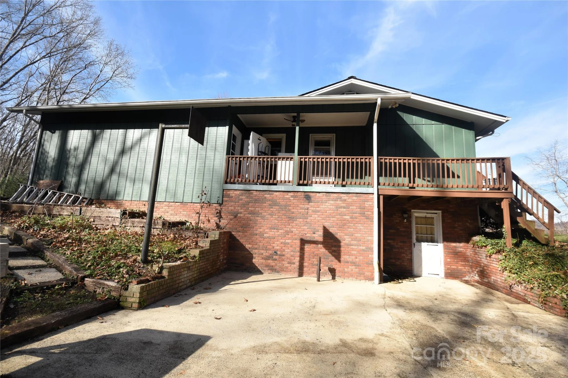 119 Pleasant Hill Circle - Photo 2
