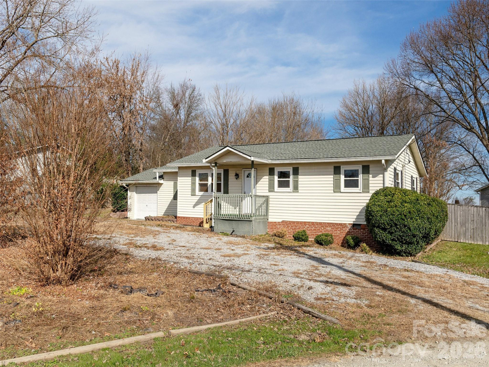 5057 Howard Gap Road