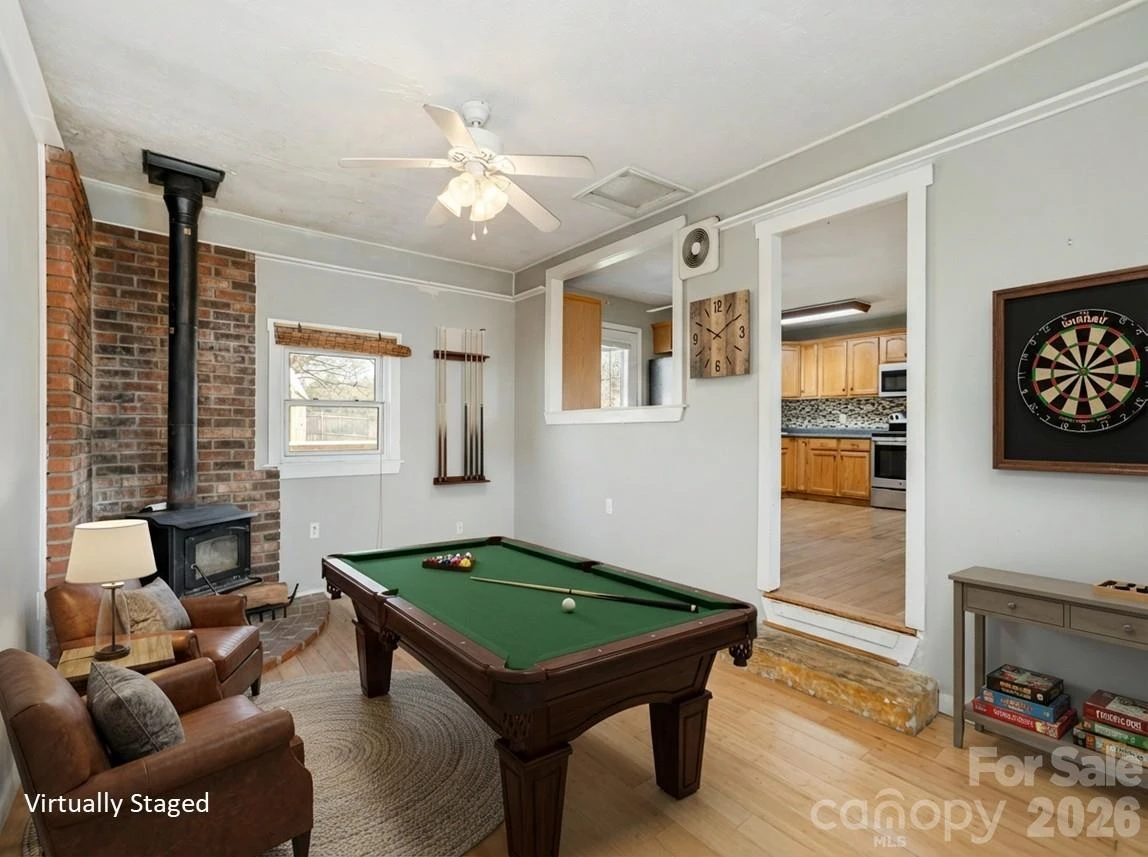 5057 Howard Gap Road - Photo 10