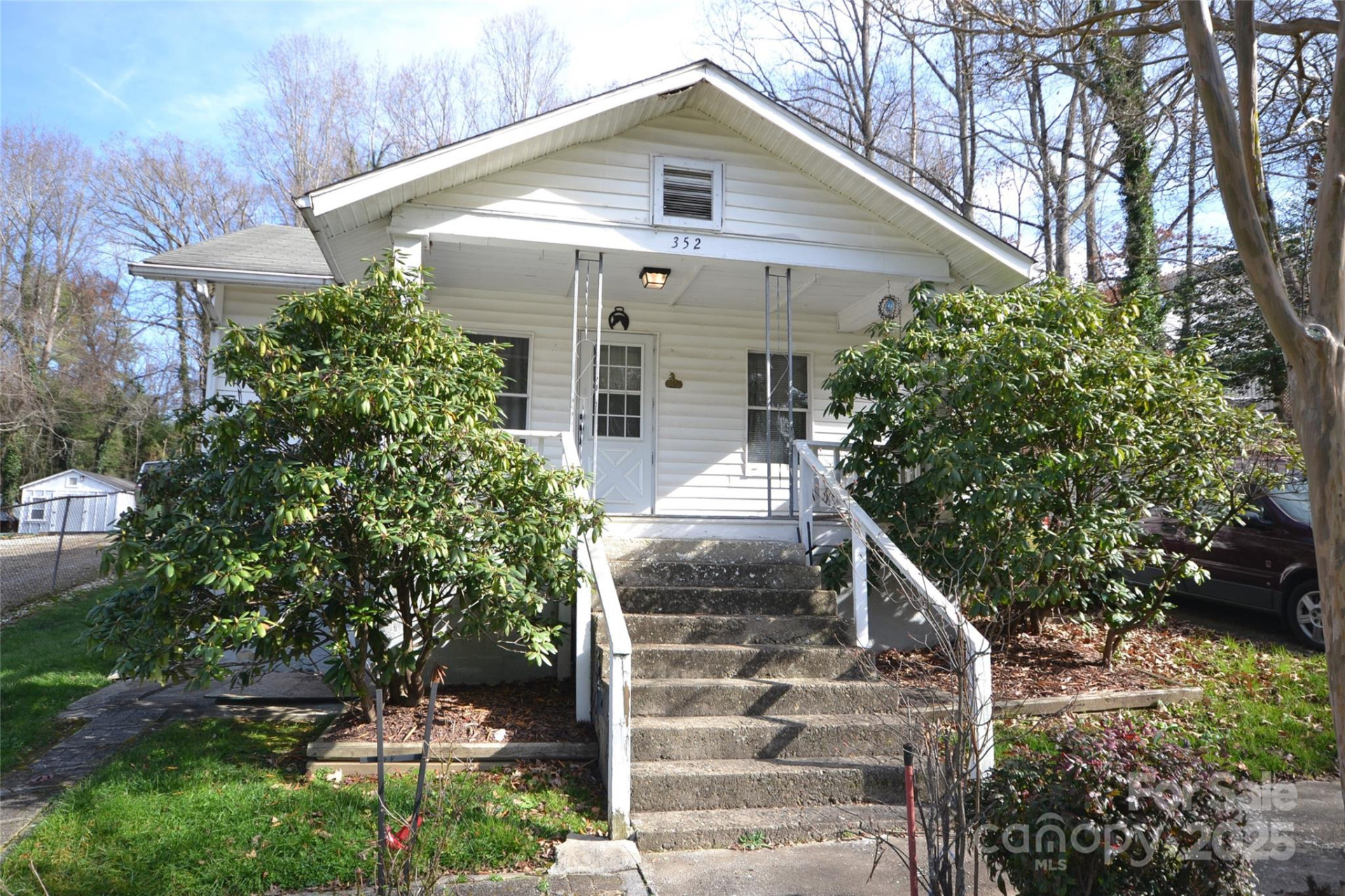 352 London Road