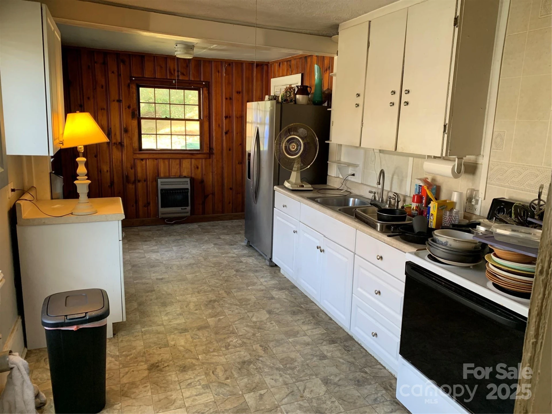 352 London Road - Photo 7