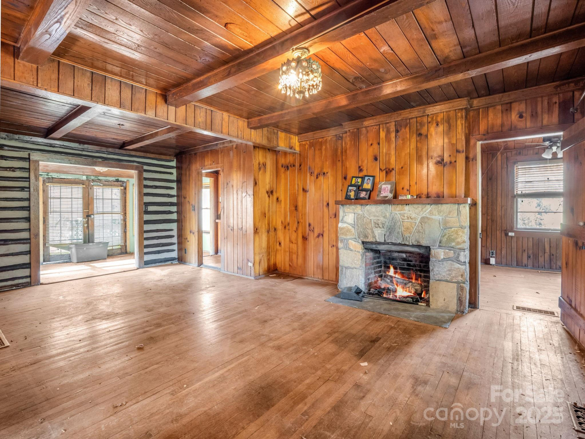 541 Broadway Street - Photo 14