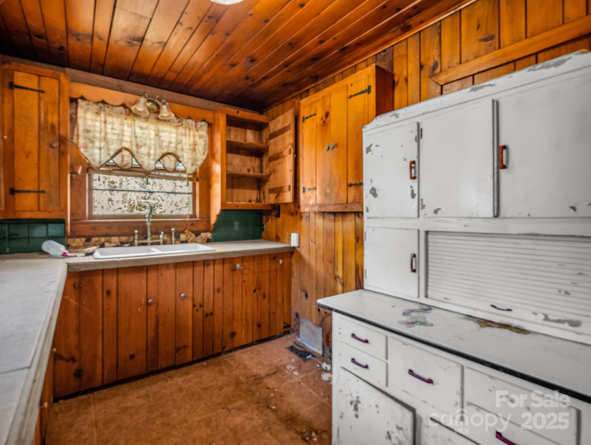 541 Broadway Street - Photo 20